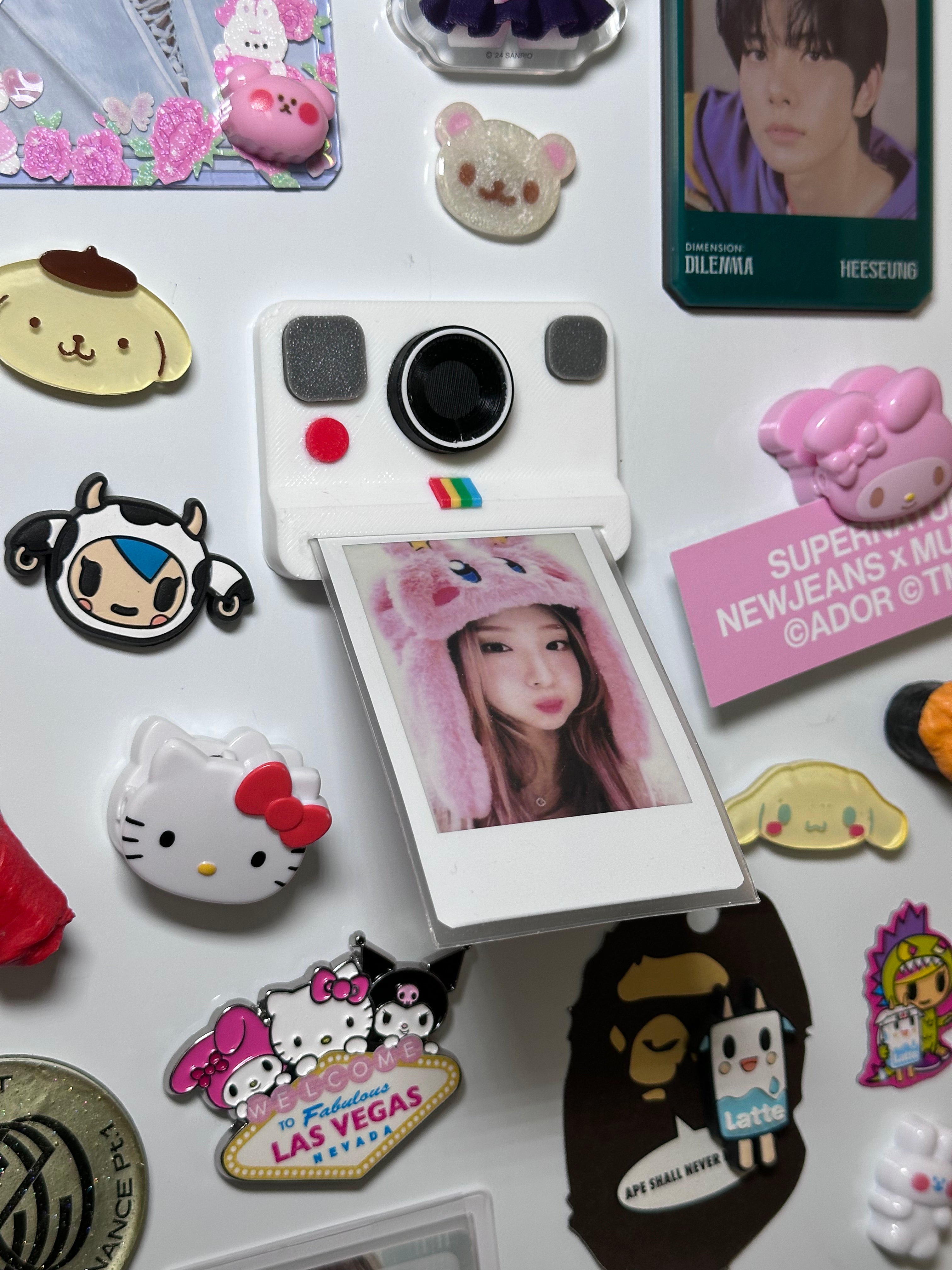 Polaroid Photo Holder Magnet