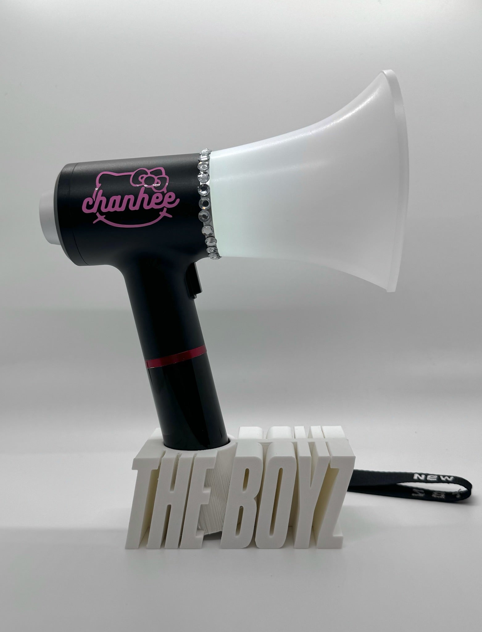 Lightstick Stand for The Boyz TBZ Heart Bbyong Bong v1